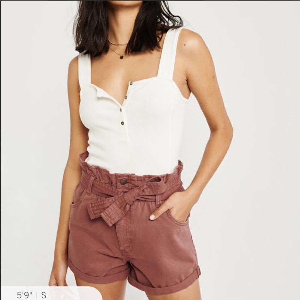 ABERCROMBIE and Fitch twill shorts - Picture 3 of 9
